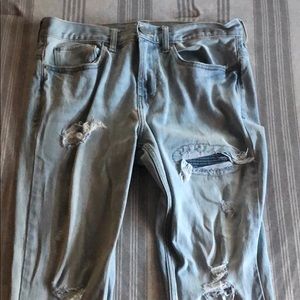 lightly distressed skinny jeans